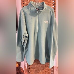 the North Face Pullover 2X